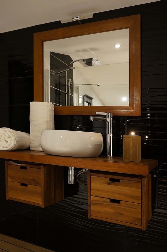 Lofts Emlavie - Loft Skali - Love’nSpa - weekend en amoureux, love rooms avec spa ou jacuzzi privatif4 de Lofts Emlavie - Loft Skali
