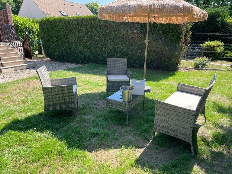 Love Capsule - Love’nSpa - weekend en amoureux, love rooms avec spa ou jacuzzi privatif