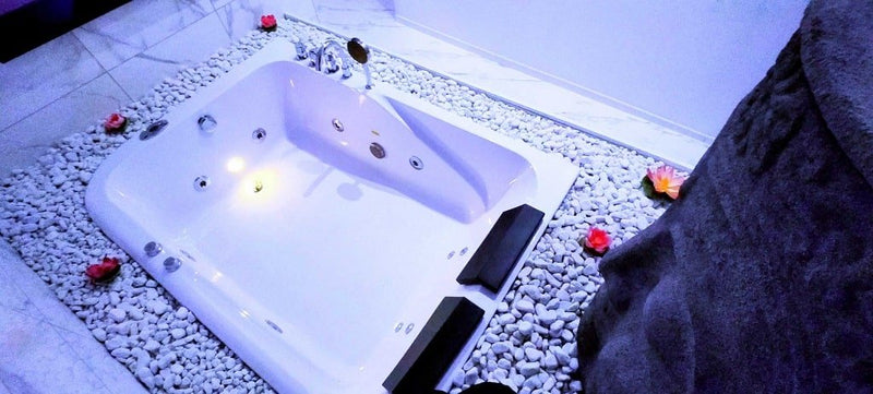 Love Room Fécamp - Appartement 3 - Love’nSpa - weekend en amoureux, love rooms avec spa ou jacuzzi privatif - love room Normandie