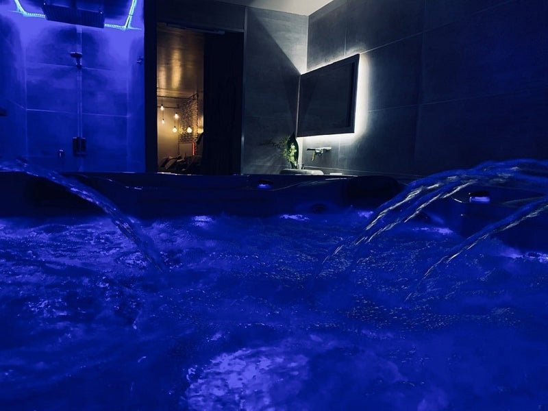 Loveroom Valenciennes - Love’nSpa - weekend en amoureux, love rooms avec spa ou jacuzzi privatif