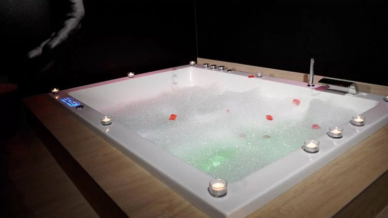 Loveroomeo - Love’nSpa - weekend en amoureux, love rooms avec spa ou jacuzzi privatif