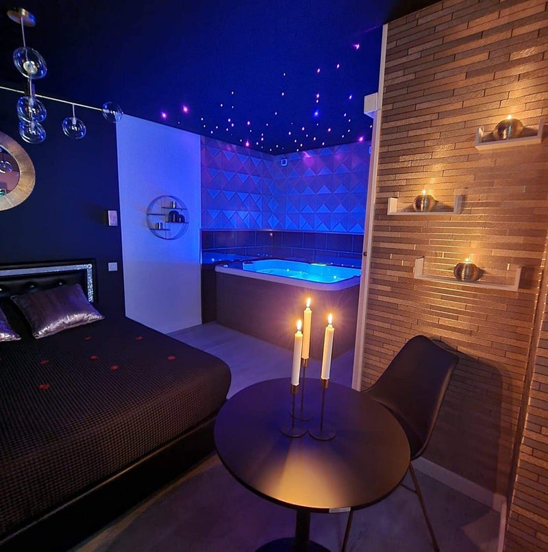LovingSpa - La Suite Etoilée - Love’nSpa - weekend en amoureux, love rooms avec spa ou jacuzzi privatif