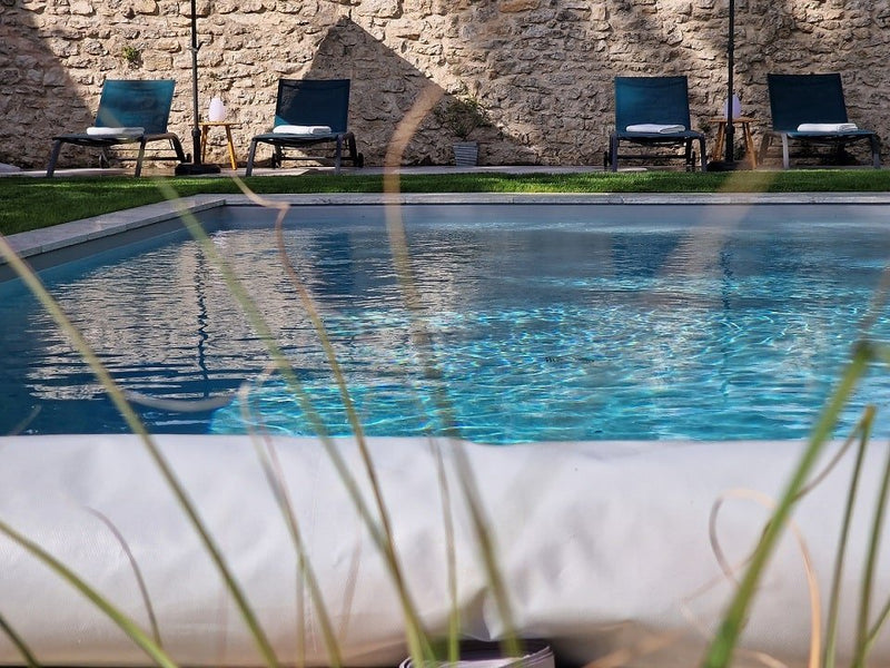 Lyzen - Chambre Bien-Être - Love’nSpa - weekend en amoureux, love rooms avec spa ou jacuzzi privatif