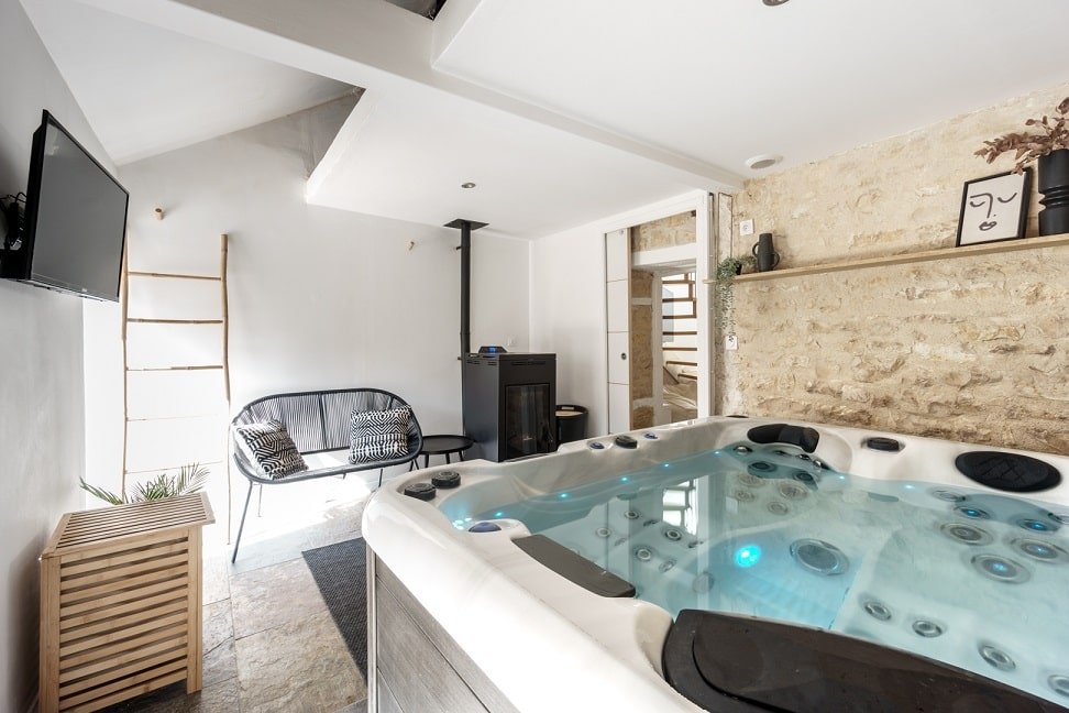 My Home Prestige - Love’nSpa - weekend en amoureux, love rooms avec spa ou jacuzzi privatif1 de My Home Prestige
