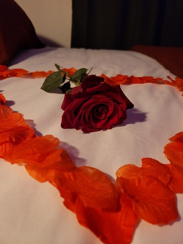 Nuit D'Evasion - Love’nSpa - weekend en amoureux, love rooms avec spa ou jacuzzi privatif10 de Nuit D'Evasion
