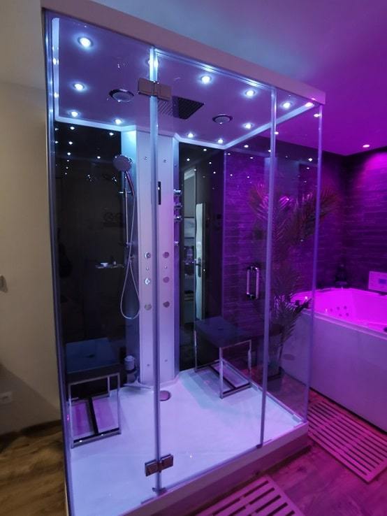 Nuits Chartraines - Hammam et Bulles - Love’nSpa - weekend en amoureux, love rooms avec spa ou jacuzzi privatif6 de Nuits Chartraines - Hammam et Bulles
