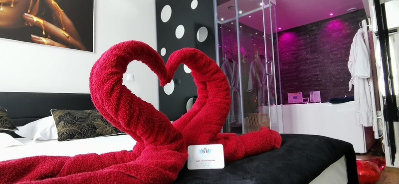 Nuits Chartraines - Hammam et Bulles - Love’nSpa - weekend en amoureux, love rooms avec spa ou jacuzzi privatif