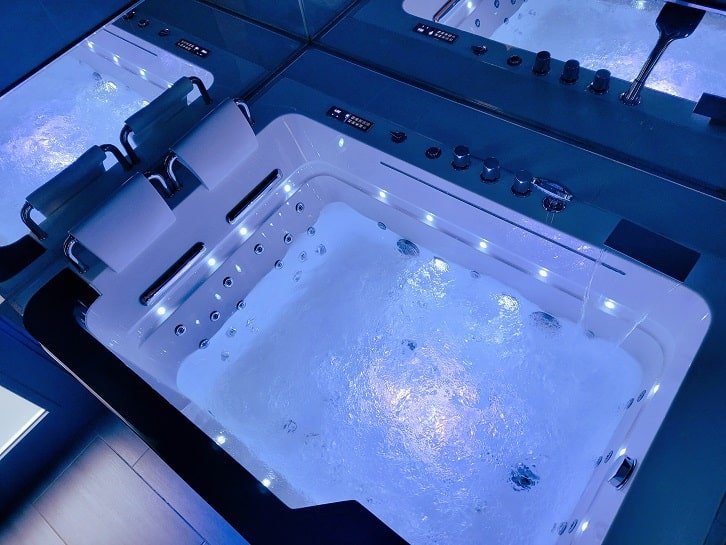 O Paradis des Bulles - Love’nSpa - weekend en amoureux, love rooms avec spa ou jacuzzi privatif4 de O Paradis des Bulles
