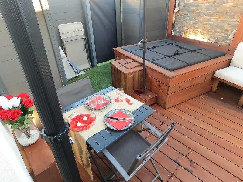PARADIS POUR DEUX - L’amour de l’eau - Love’nSpa - weekend en amoureux, love rooms avec spa ou jacuzzi privatif