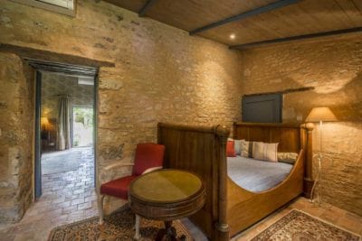 Portail en marais Poitevin - Suite Ostence - Love’nSpa - weekend en amoureux, love rooms avec spa ou jacuzzi privatif4 de Portail en marais Poitevin - Suite Ostence
