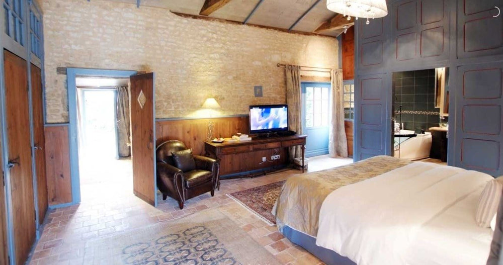 Portail en marais Poitevin - Suite Ostence - Love’nSpa - weekend en amoureux, love rooms avec spa ou jacuzzi privatif2 de Portail en marais Poitevin - Suite Ostence
