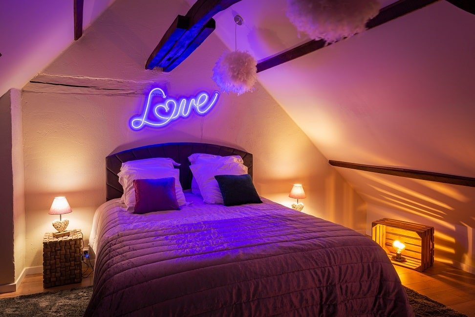 Pour Toi et Moi - Love’nSpa - weekend en amoureux, love rooms avec spa ou jacuzzi privatif2 de Pour Toi et Moi
