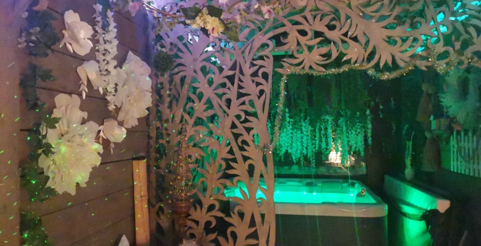 Siandaki - Charme et Spa - Love’nSpa - weekend en amoureux, love rooms avec spa ou jacuzzi privatif1 de Siandaki - Charme et Spa
