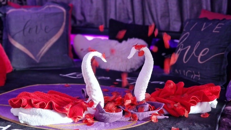 Spa de la Lune - Love’nSpa - weekend en amoureux, love rooms avec spa ou jacuzzi privatif