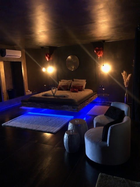 Spalace - Love’nSpa - weekend en amoureux, love rooms avec spa ou jacuzzi privatif4 de Spalace

