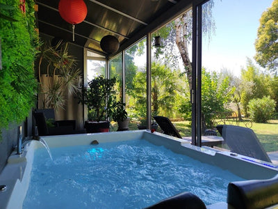 SPAssionnement à la folie - Love’nSpa - weekend en amoureux, love rooms avec spa ou jacuzzi privatif