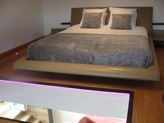 Le Lion d'or hôtel - Love’nSpa - weekend en amoureux, love rooms avec spa ou jacuzzi privatif6 de Le Lion d'or hôtel - la suite glamour
