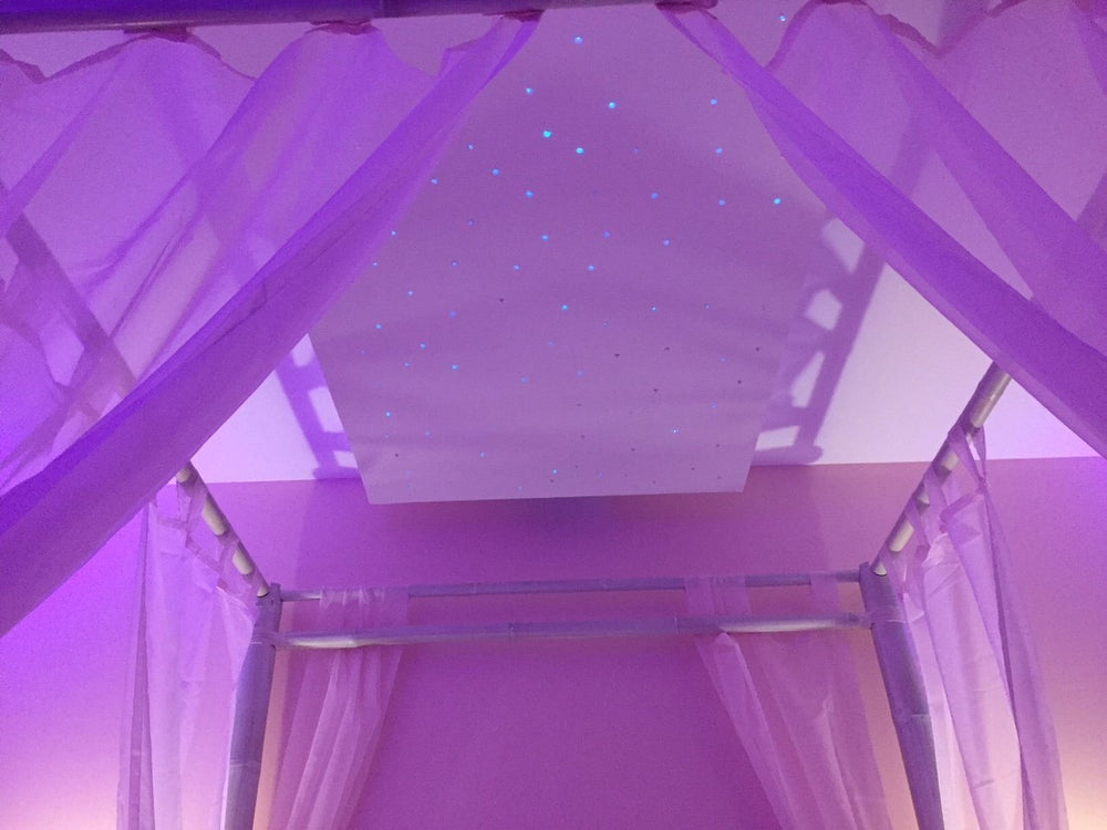 L'INSTANT ROMANTIQUE - Suite Vegas - Love’nSpa - weekend en amoureux, love rooms avec spa ou jacuzzi privatif2 de L'INSTANT ROMANTIQUE - Suite Princesse
