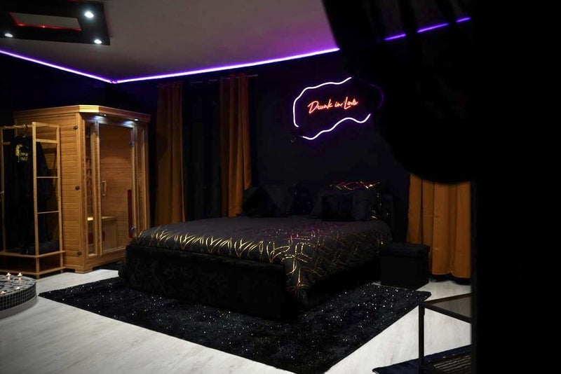 Sunny Room - Love’nSpa - weekend en amoureux, love rooms avec spa ou jacuzzi privatif