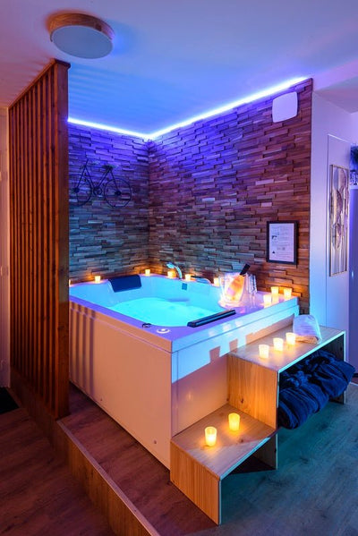 SYMPHONIE AMOUREUSE - Love’nSpa - weekend en amoureux, love rooms avec spa ou jacuzzi privatif