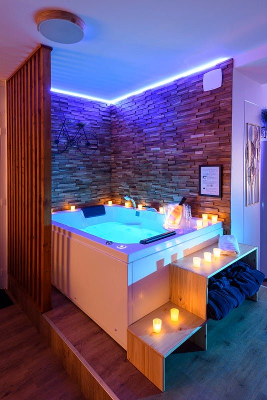 SYMPHONIE AMOUREUSE - Love’nSpa - weekend en amoureux, love rooms avec spa ou jacuzzi privatif