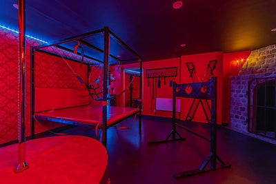 The Playroom XXL - Love’nSpa - weekend en amoureux, love rooms avec spa ou jacuzzi privatif