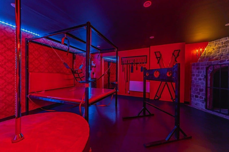 The Playroom XXL - Love’nSpa - weekend en amoureux, love rooms avec spa ou jacuzzi privatif