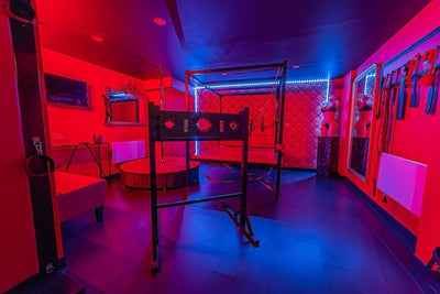 The Playroom XXL - Love’nSpa - weekend en amoureux, love rooms avec spa ou jacuzzi privatif