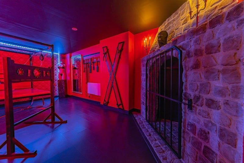 The Playroom XXL - Love’nSpa - weekend en amoureux, love rooms avec spa ou jacuzzi privatif