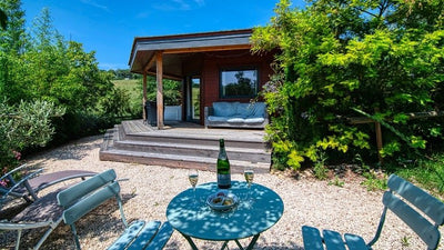 Trésors de Campagne -Cabane bien-être du potager avec "Spa privatif" - Love’nSpa - weekend en amoureux, love rooms avec spa ou jacuzzi privatif