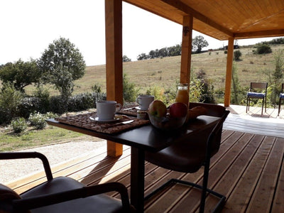 Trésors de Campagne -Cabane dans les arbres des Baies sauvages avec jacuzzi privatif - Love’nSpa - weekend en amoureux, love rooms avec spa ou jacuzzi privatif