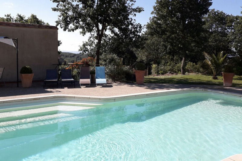 Trésors de Campagne -Cabane dans les bois « Dame du Château » avec jacuzzi privatif - Love’nSpa - weekend en amoureux, love rooms avec spa ou jacuzzi privatif