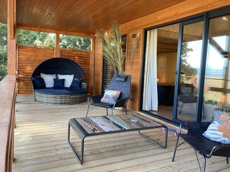 Trésors de Campagne -Cabane de prestige "A perte de vue" - Love’nSpa - weekend en amoureux, love rooms avec spa ou jacuzzi privatif