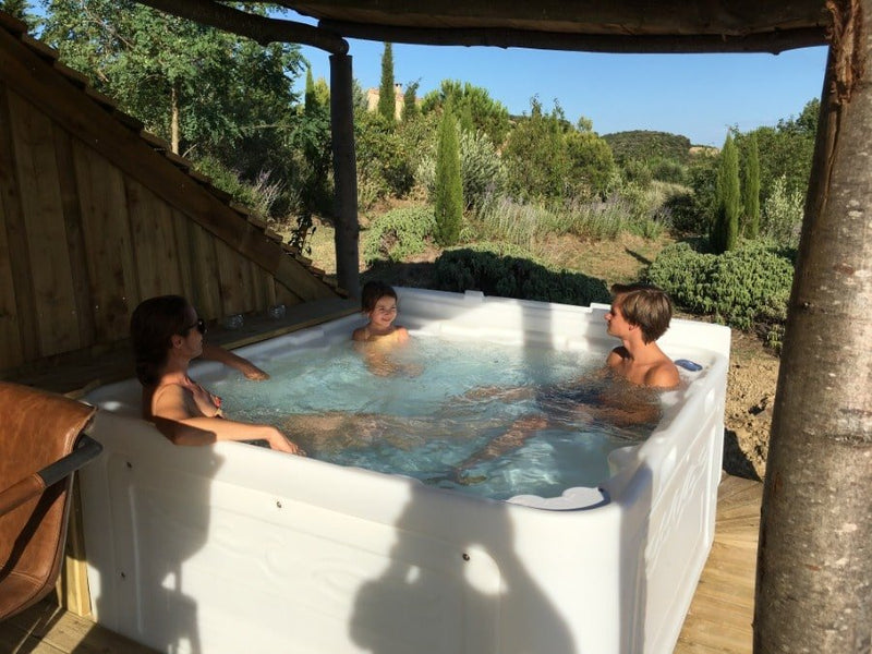 Trésors de Campagne -Maison du Hobbit avec spa privatif - Love’nSpa - weekend en amoureux, love rooms avec spa ou jacuzzi privatif