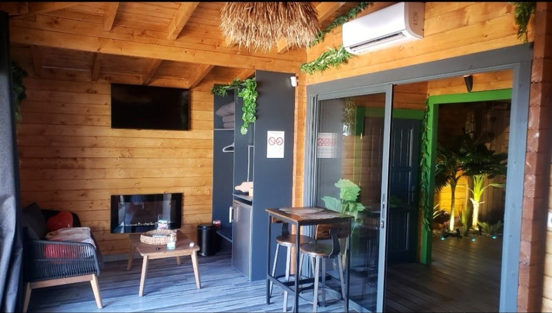 Tropical Spa - Le Chalet - Love’nSpa - weekend en amoureux, love rooms avec spa ou jacuzzi privatif