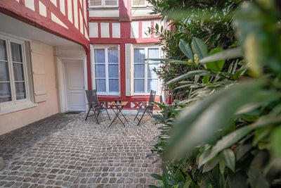 Urban spa - ROMANTIQUE CHIC - Love’nSpa - weekend en amoureux, love rooms avec spa ou jacuzzi privatif