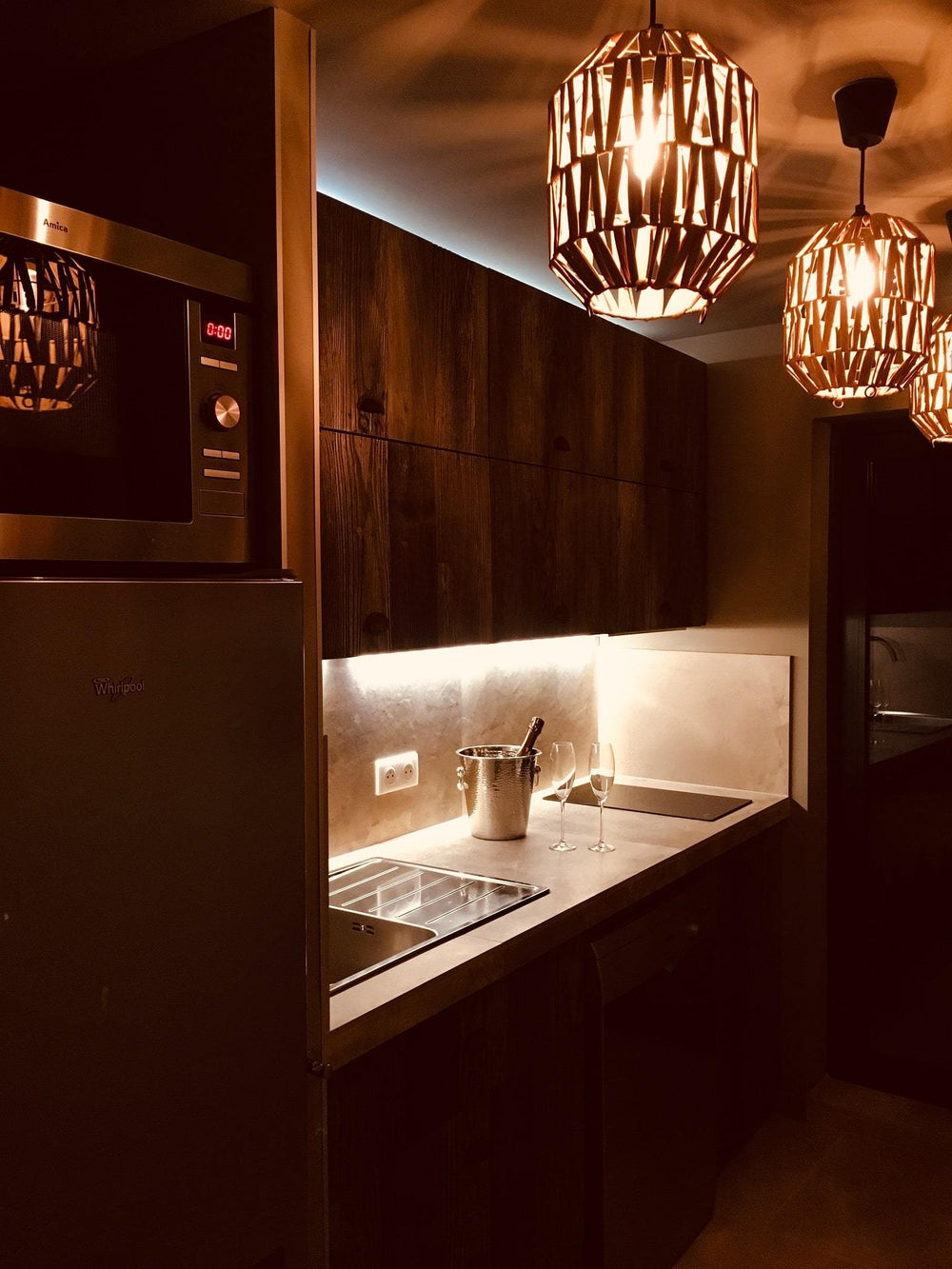 PRIVATE ROOM - Room 32 - Love’nSpa - weekend en amoureux, love rooms avec spa ou jacuzzi privatif4 de PRIVATE ROOM - Room 32
