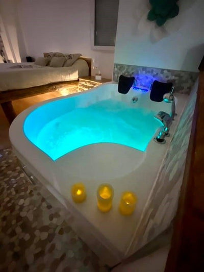 Vite, au bien-être - Love’nSpa - weekend en amoureux, love rooms avec spa ou jacuzzi privatif